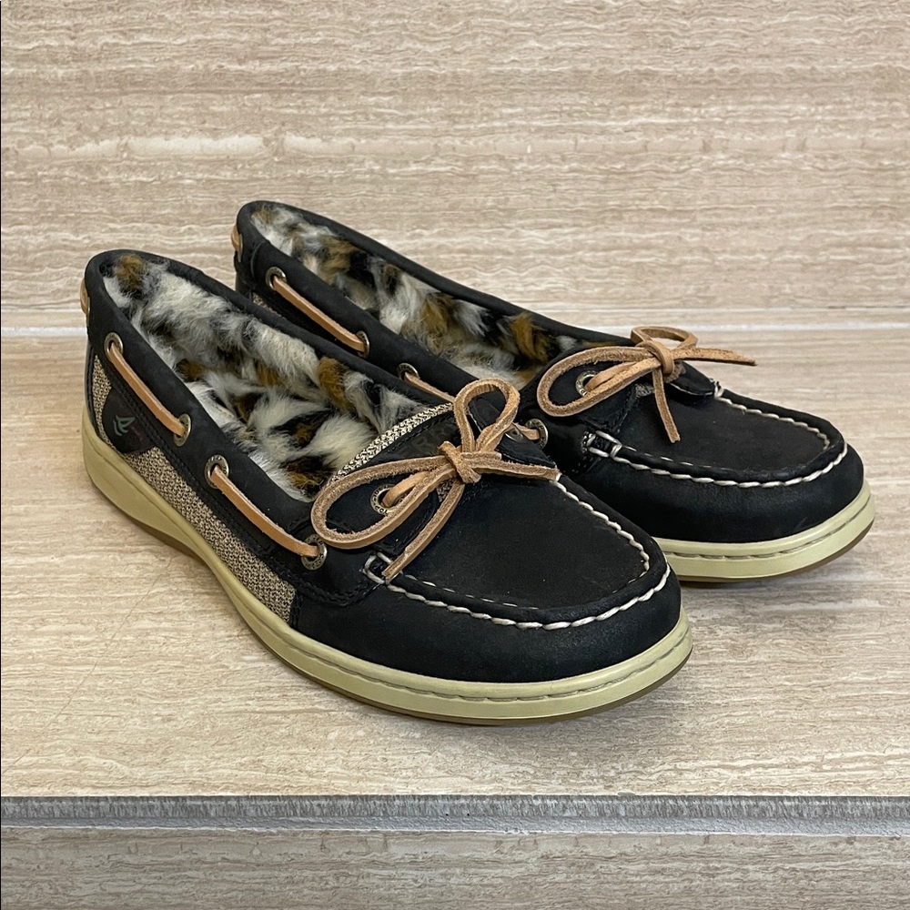 Sperry NWOT Black Flat Moccasin with Leopard Faux-Fur Lining - Picture 2 of 13